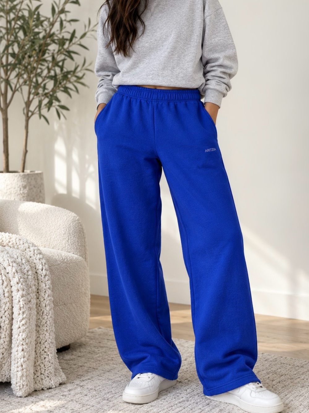 Aritzia Cozy Sweatfleece Mega Straight Sweatpants Lazuli Blue Size L Regular